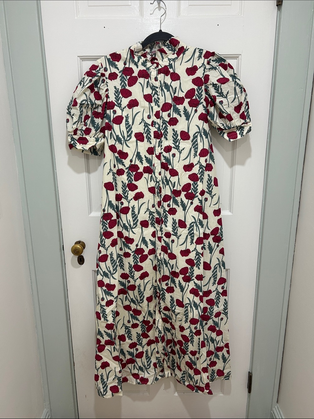 Puff-Sleeve Maxi Dress in Cream with Red Floral Print